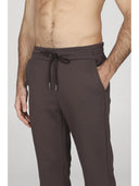 Pantalone j-tech uomo in tessuto tecnico stretch traspirante, colore cacao